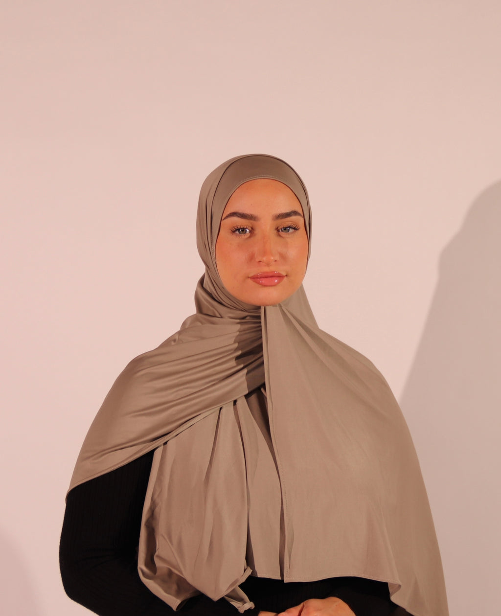 Liquid jersey silver