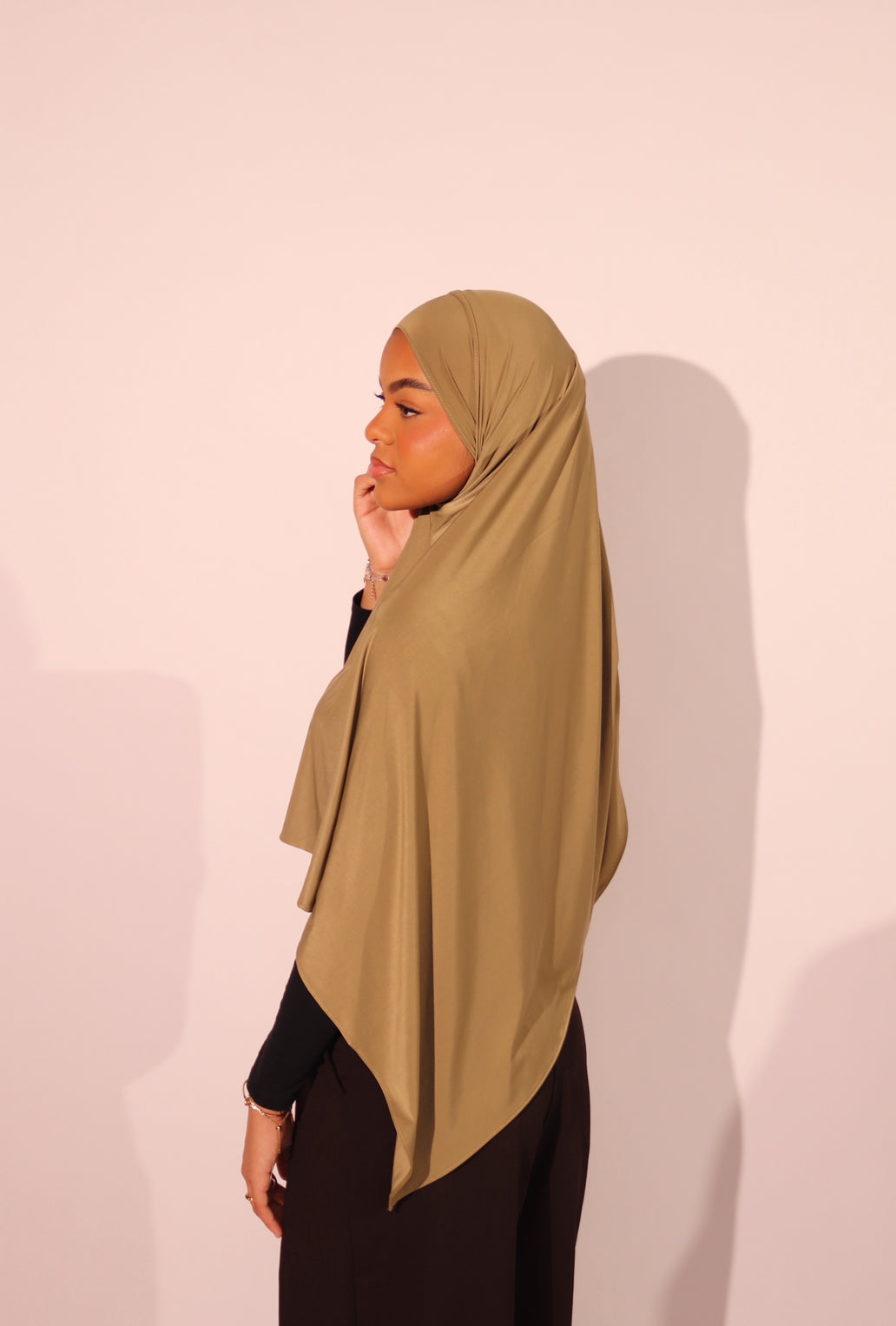 Liquid jersey olive oil