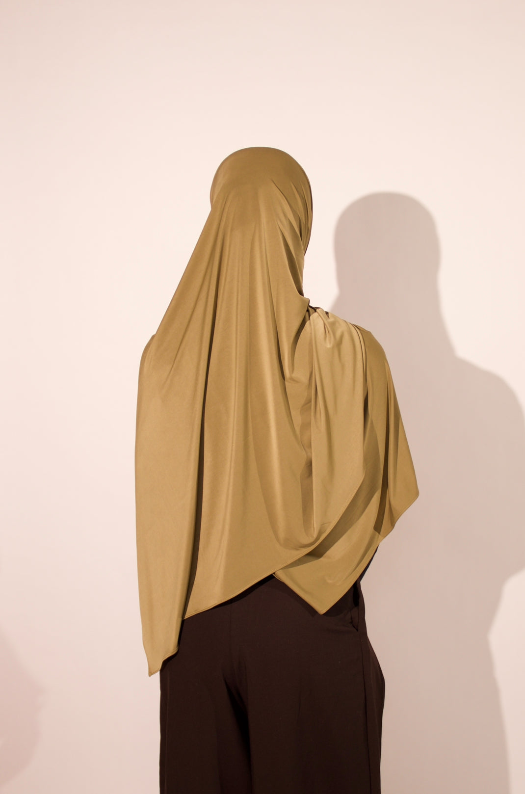 Liquid jersey olive oil